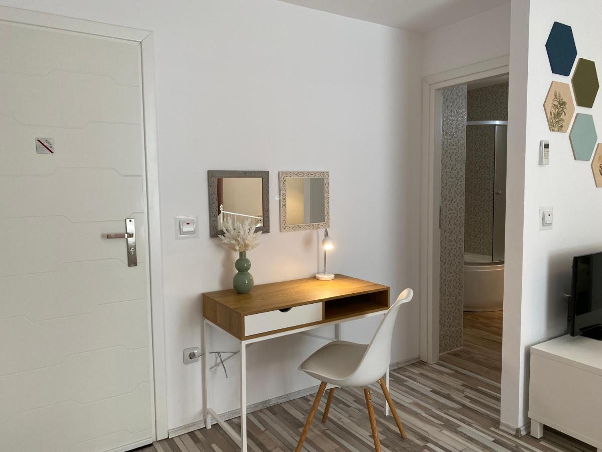 Romantic Apartment Timisoara Exterior photo