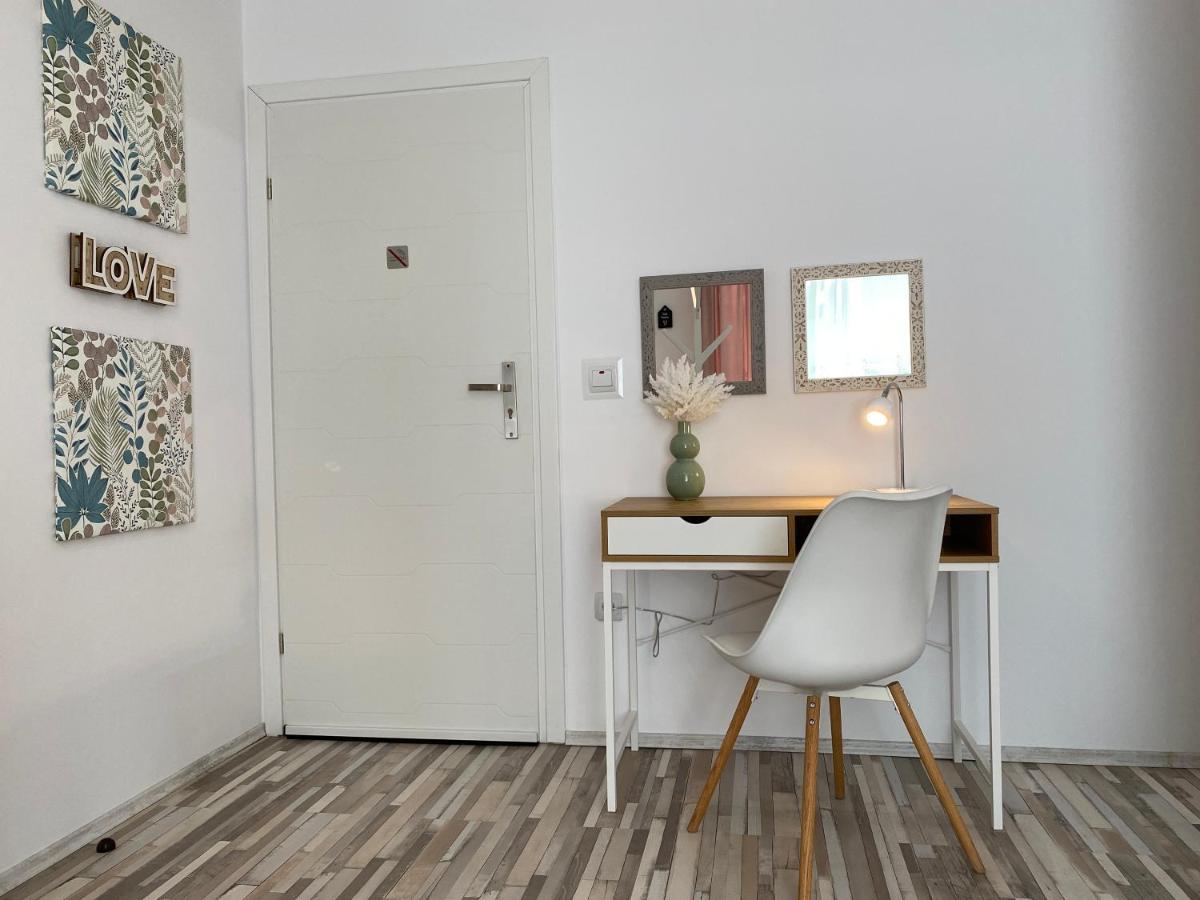 Romantic Apartment Timisoara Exterior photo